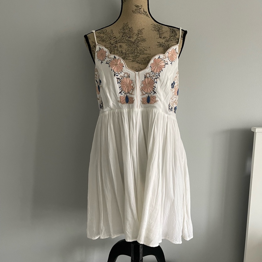 Lulu's Elegant Cream Dress